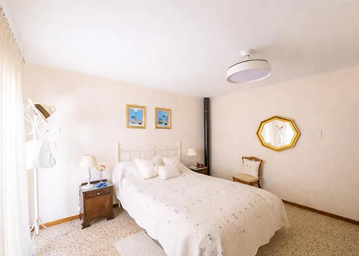 Campanilla Olvera